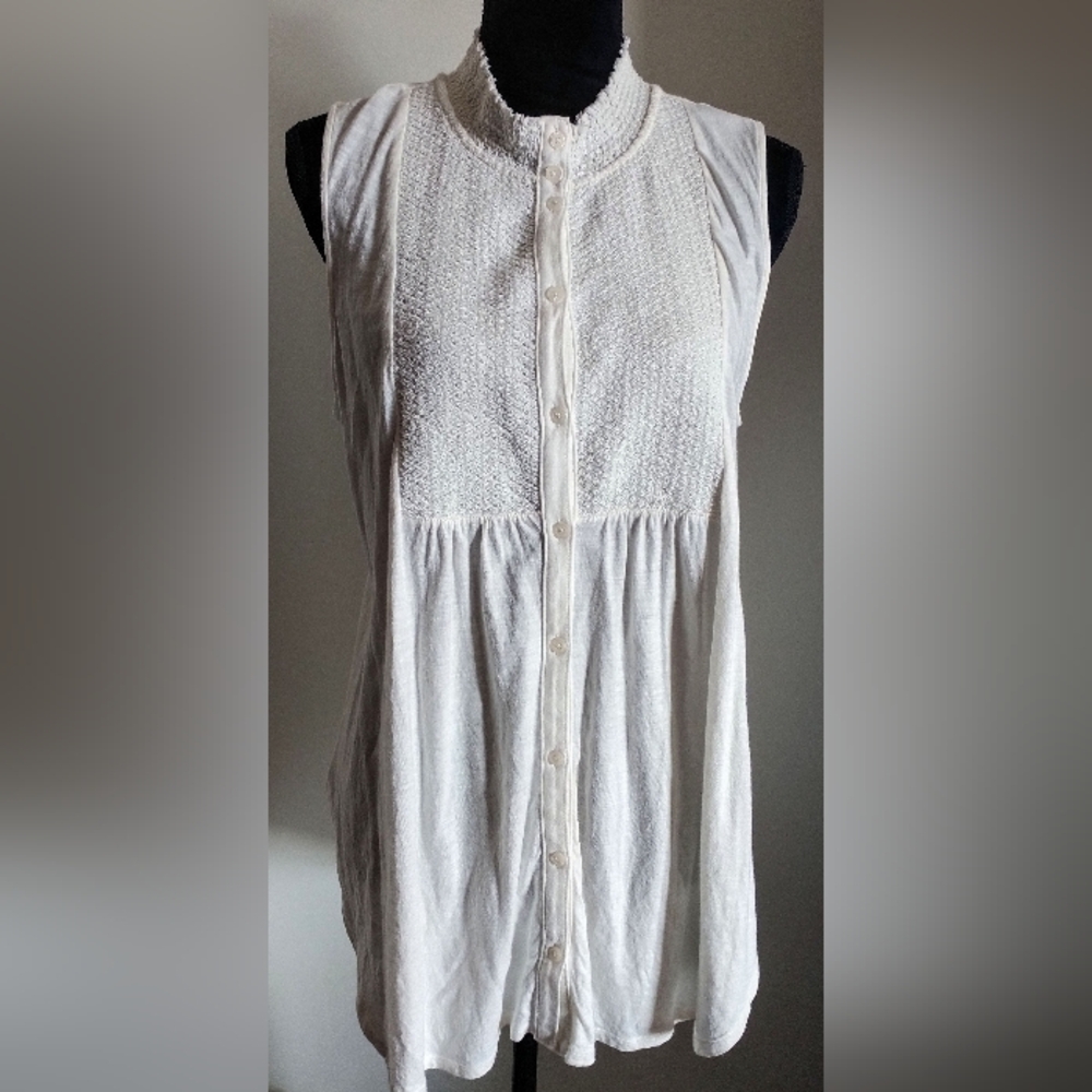 Anthropologie Off-white Sleeveless Blouse Size L